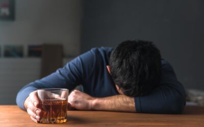 Alcoholic Treatment Centers: 7 Signs It’s Time to Seek Help
